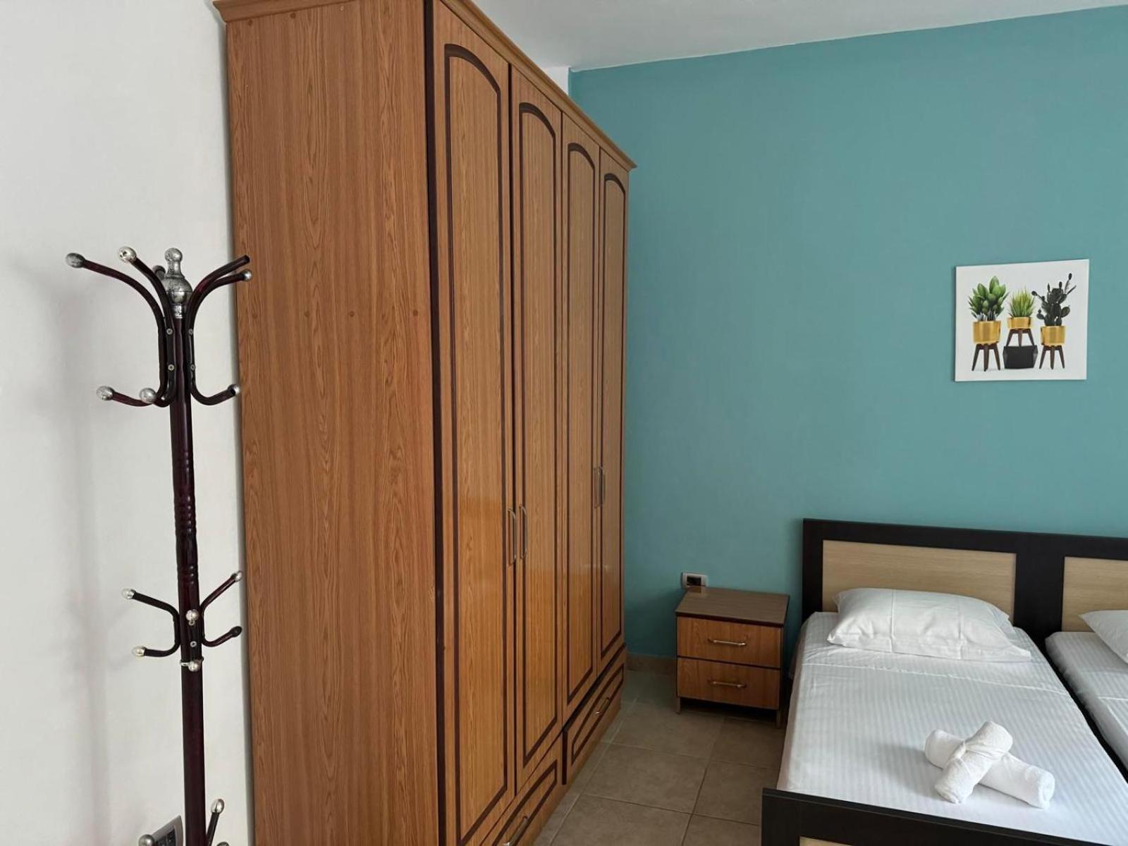Vlora Villa Exteriör bild